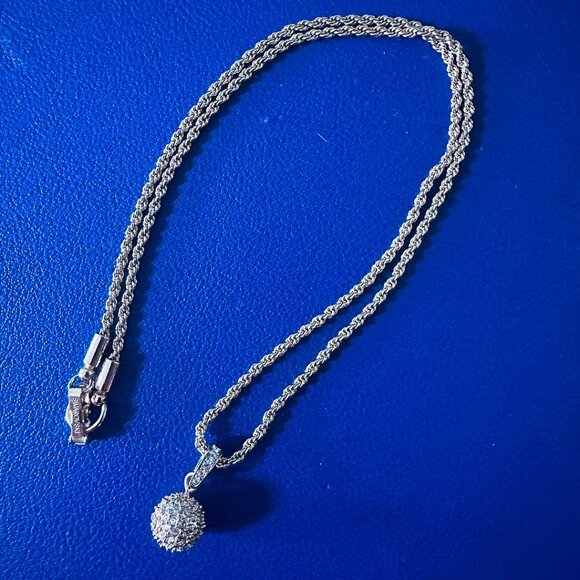 VTG Disco Sparkle! Beautiful 16” Swarovski Pave’ Necklace with Matching Earrings - Picture 4 of 4